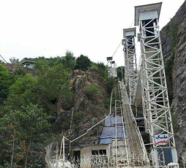 گزارشی از ساخت ویلای آسانسوردار در ارتفاعات کلاردشت گزارشی از ساخت ویلای آسانسوردار در ارتفاعات کلاردشت