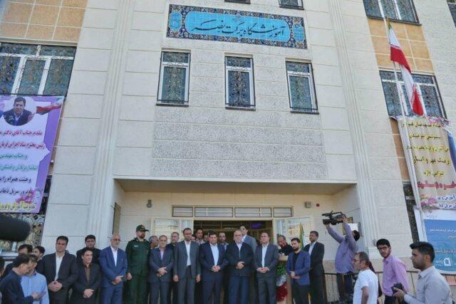 افتتاح مدرسه برکت نصر توسط رئیس ستاد اجرایی فرمان امام