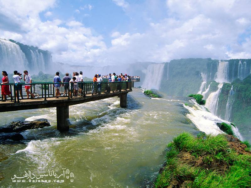 آبشار برزیل کجاست؟